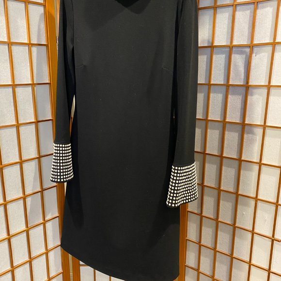 Karl Lagerfeld Paris Black dress - Picture 2 of 8